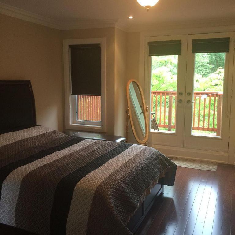 Luxury - Upper Beaches Guest house Toronto